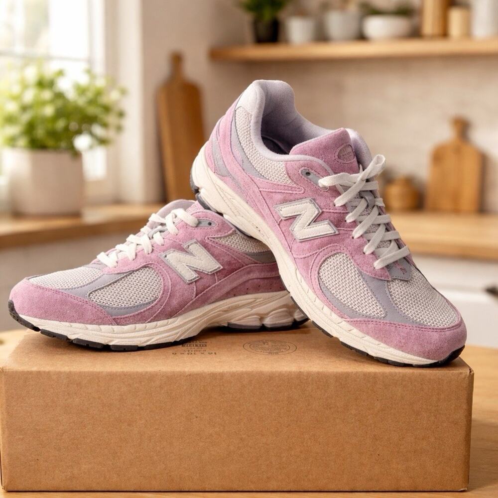 New Balance 2002R NB Ice Wine Linen Men Unisex Casual 12 Mens No Box U2002RRB-D